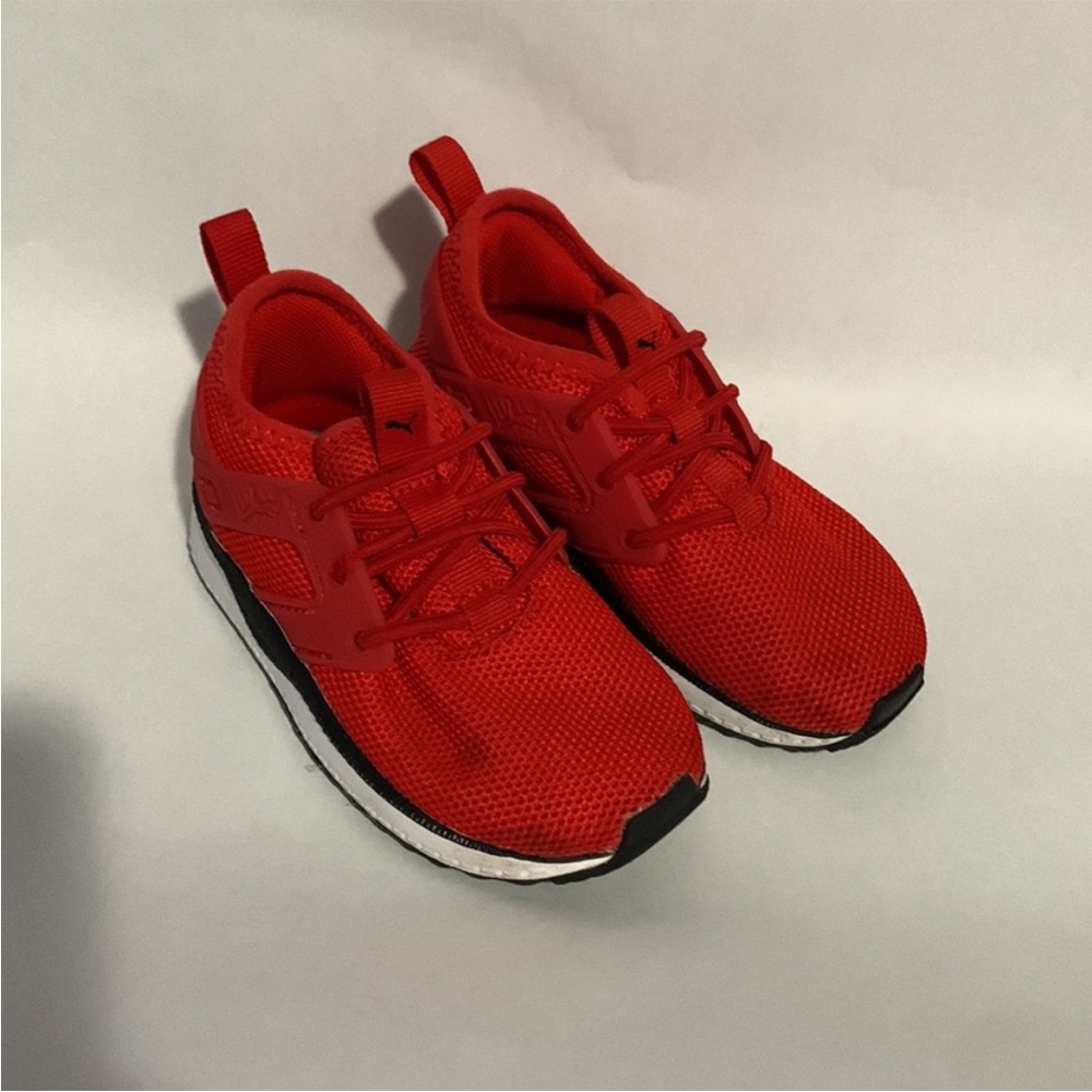 NWOT Puma Sneakers Shoes